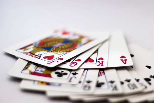sbobet 828bet live-dealer blackjack and roulette tables with multi-camera studio setup
